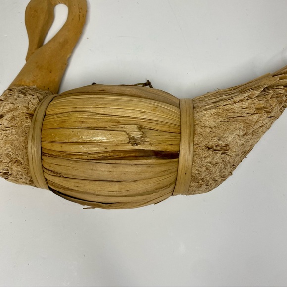 Set of 3-Vintage Corn Husk Swan Decoy Figure Handmade Wood - Picture 10 of 11